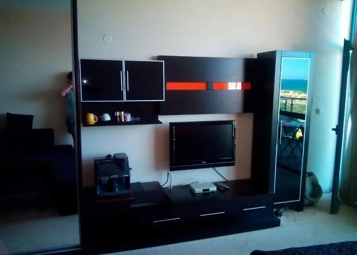 Apartment In Del Sol *