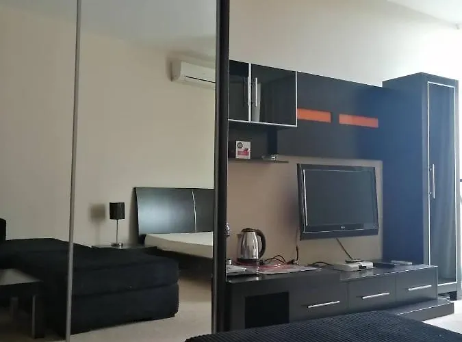 In Del Sol Apartment *